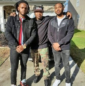 Meet your Posher, Joel